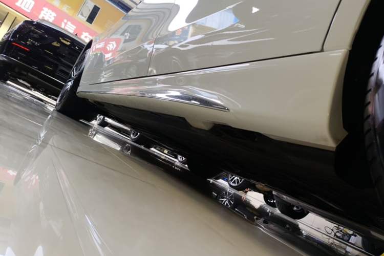 Used Mercedes-Benz C-Class 2024 Restyled C 200 L Sport Edition Left Side Sill