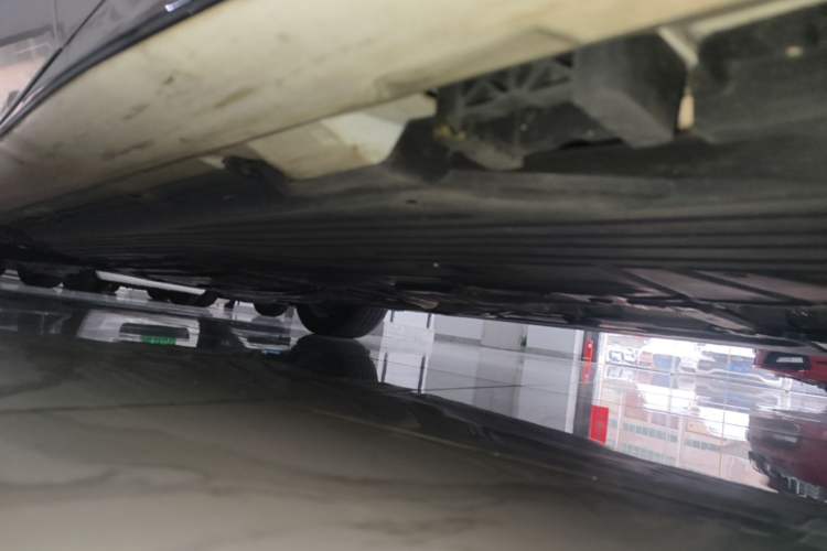 Used Mercedes-Benz C-Class 2024 Restyled C-Class 260 L Sport Edition Left Side Sill
