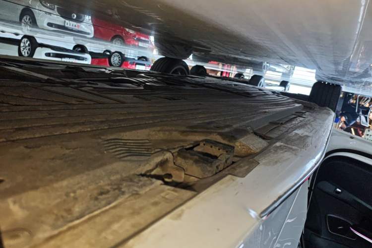Used Mercedes-Benz C-Class 2024 Restyled C 260 L Sport Edition Left Side Sill