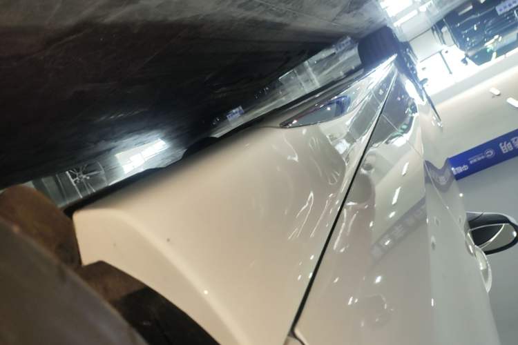 Used Mercedes-Benz C-Class 2024 Restyled C-Class 260 L Sport Edition Left Side Sill