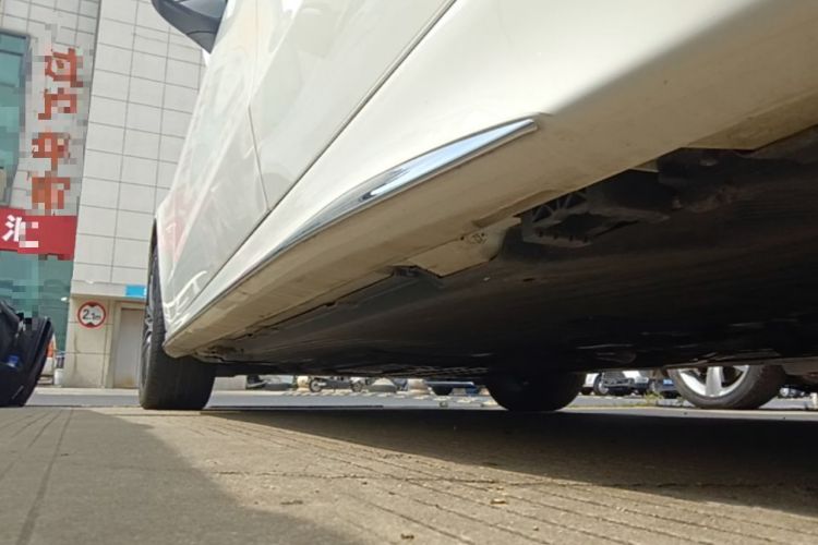 Used Mercedes-Benz C-Class 2024 Restyled C-Class 260 L Sport Edition Left Side Sill