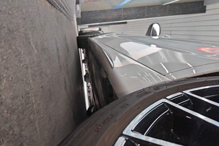 Used Mercedes-Benz C-Class 2024 Restyled C 260 L Sport Edition Left Side Sill