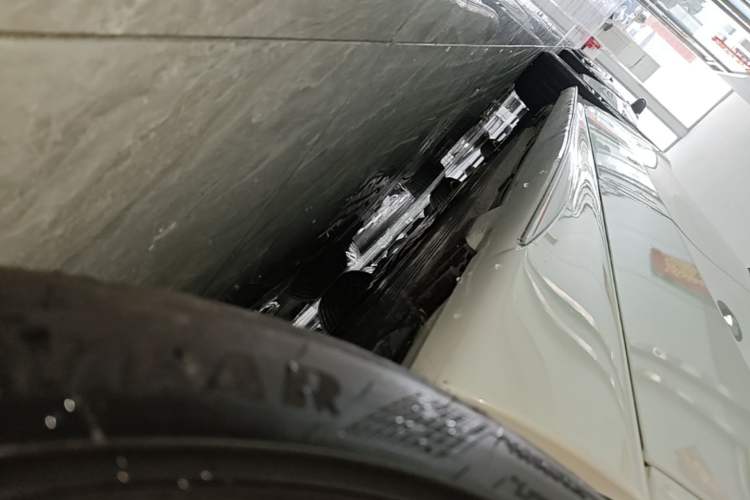 Used Mercedes-Benz C-Class 2024 C 200 L Sport Edition Left Side Sill