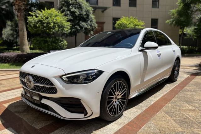 Mercedes-Benz C-Class 2024 Restyled C 260 L Sport Edition usado