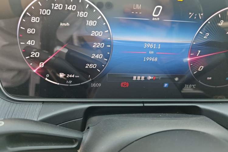 Used Mercedes-Benz C-Class 2024 C 200 L Sport Edition Odometer Close Up