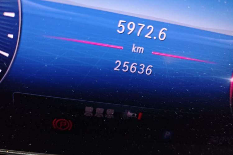 Used Mercedes-Benz C-Class 2024 Facelift C 260 L Odometer Close Up
