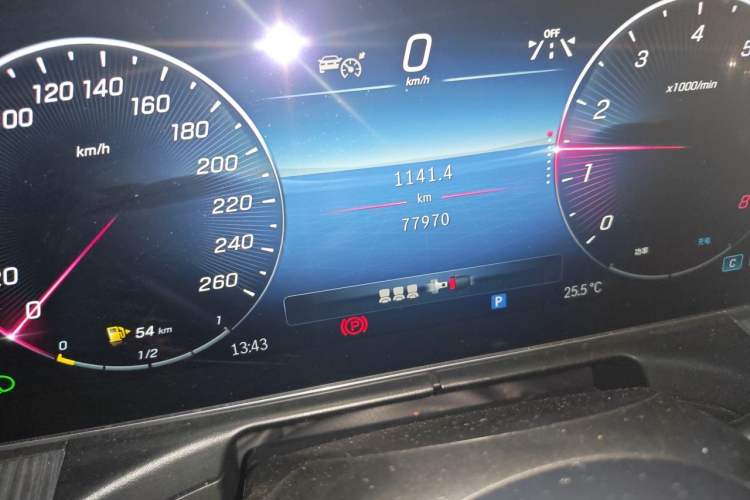 Used Mercedes-Benz C-Class 2024 C 200 L Sport Edition Odometer Close Up