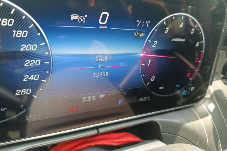 Used Mercedes-Benz C-Class 2024 C 260 L Brilliant Night Sports Edition Odometer Close Up