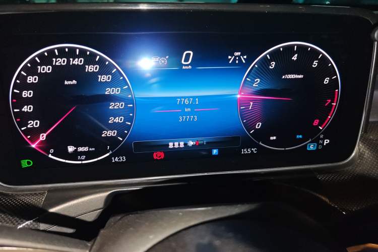Used Mercedes-Benz C-Class 2024 Facelift C 260 L Odometer Close Up