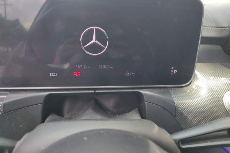 Used Mercedes-Benz C-Class 2024 C 260 L Sport Edition Odometer Close Up