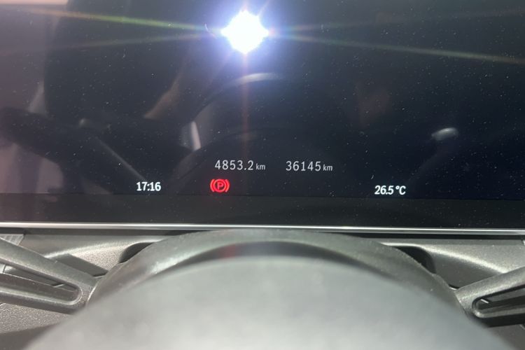Used Mercedes-Benz C-Class 2024 C 200 L Sport Edition Odometer Close Up
