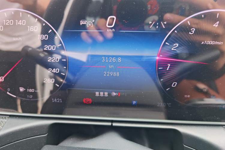 Used Mercedes-Benz C-Class 2024 Restyled C 260 L Sport Edition Odometer Close Up