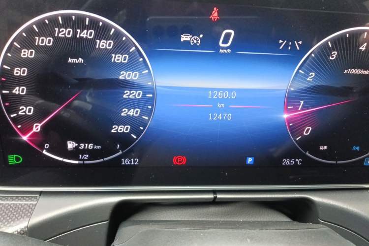Used Mercedes-Benz C-Class 2024 Restyled C-Class 260 L Sport Edition Odometer Close Up