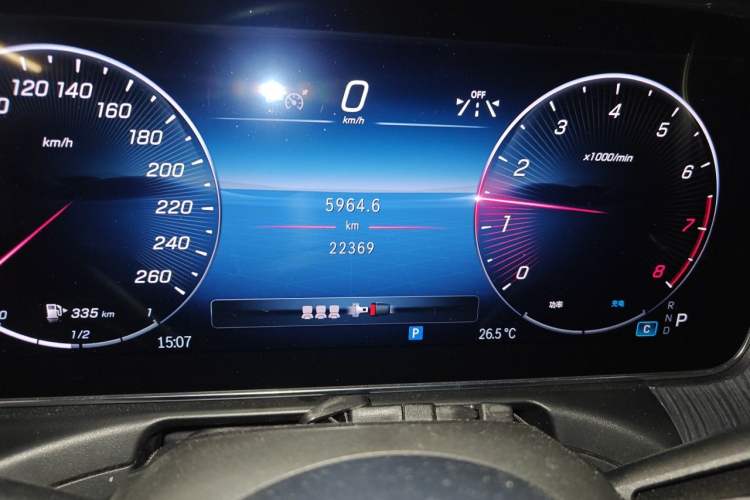 Used Mercedes-Benz C-Class 2024 C 200 L Sport Edition Odometer Close Up