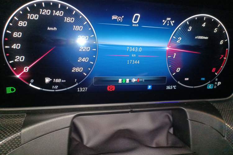 Used Mercedes-Benz C-Class 2024 Second Facelift C 260 L Sport Edition Odometer Close Up