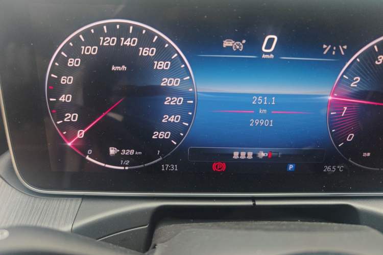 Used Mercedes-Benz C-Class 2024 Restyled C 200 L Sport Edition Odometer Close Up