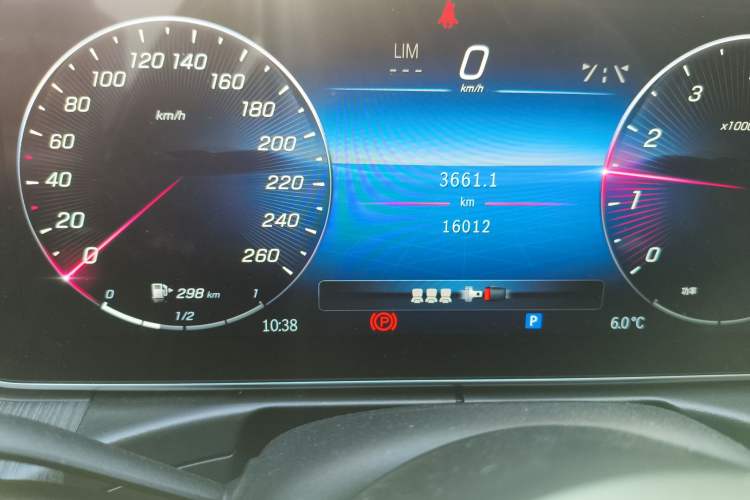 Used Mercedes-Benz C-Class 2024 C 200 L Sport Edition Odometer Close Up