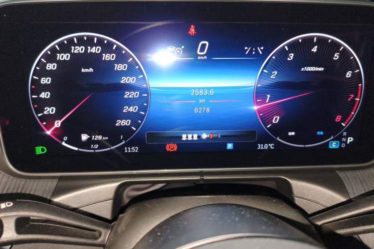Used Mercedes-Benz C-Class 2024 C 200 L Sport Edition Odometer Close Up