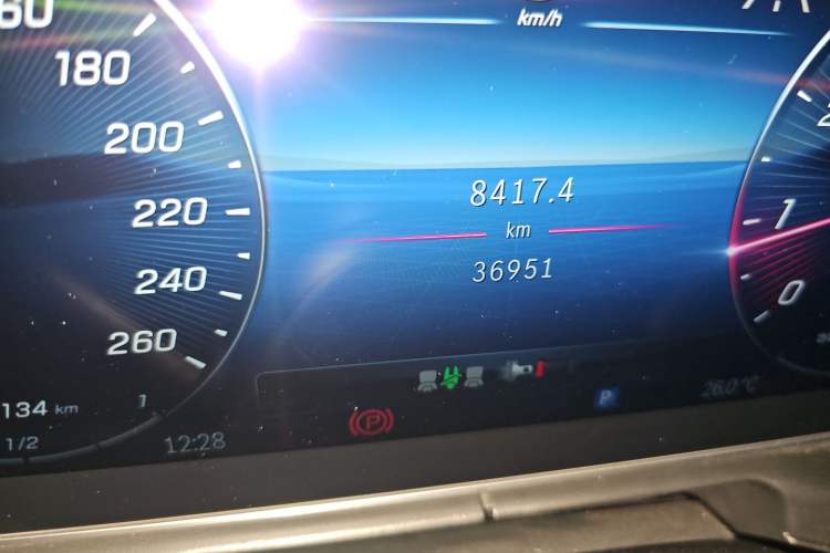 Used Mercedes-Benz C-Class 2024 Restyled C 260 L Sport Edition Odometer Close Up