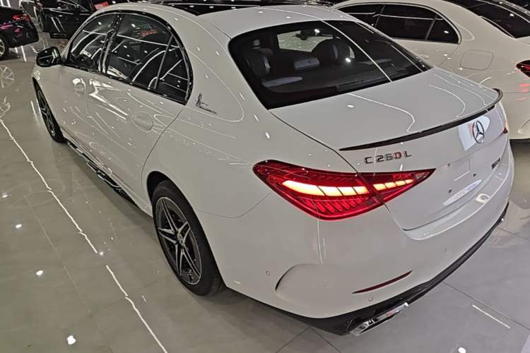Used Mercedes-Benz C-Class 2024 Facelifted C-Class 260 L Night Edition Sports Version Rear Left 45 Deg
