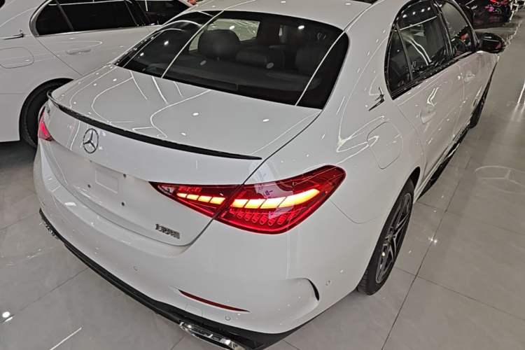 Used Mercedes-Benz C-Class 2024 Facelifted C-Class 260 L Night Edition Sports Version Rear Right 45 Deg