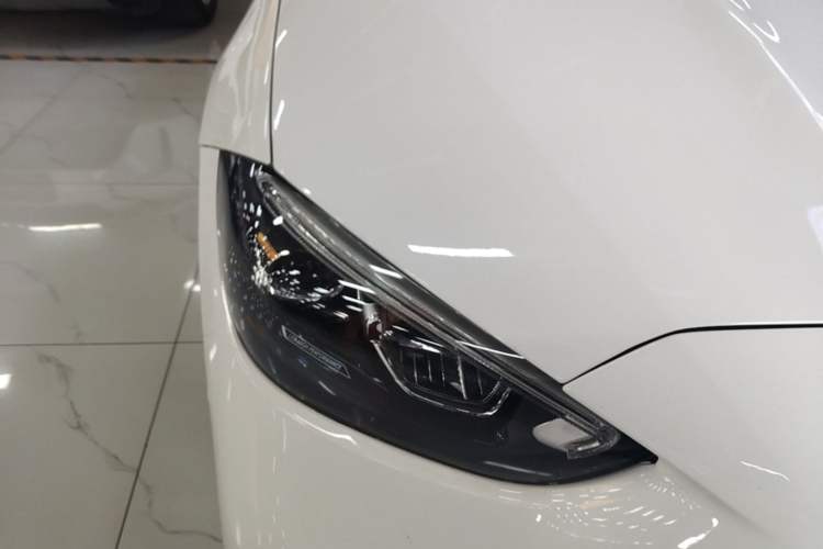 Used Mercedes-Benz C-Class 2024 Second Facelift C 260 L Sport Edition Right Front Headlight