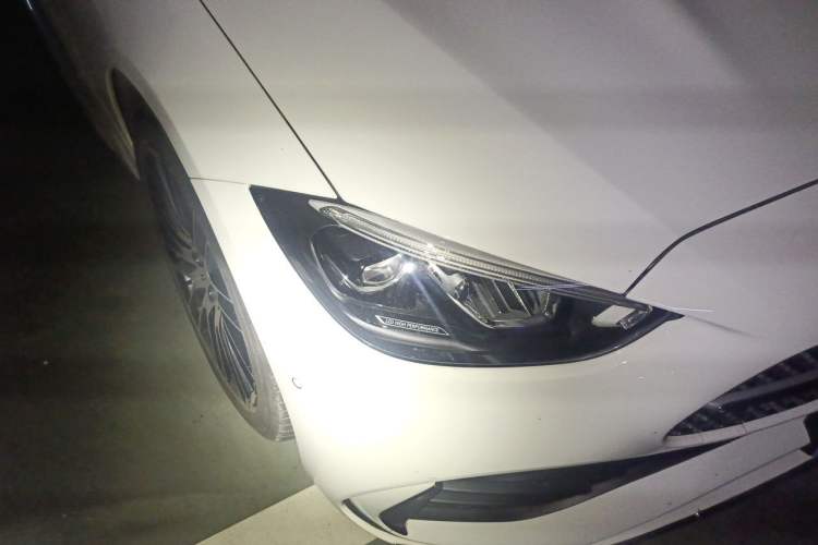 Used Mercedes-Benz C-Class 2024 C 200 L Sport Edition Right Front Headlight