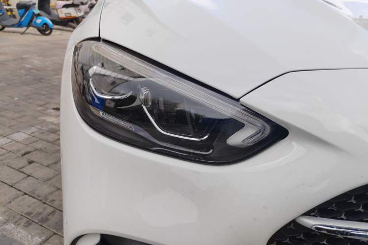 Used Mercedes-Benz C-Class 2024 Restyled C 260 L Sport Edition Right Front Headlight
