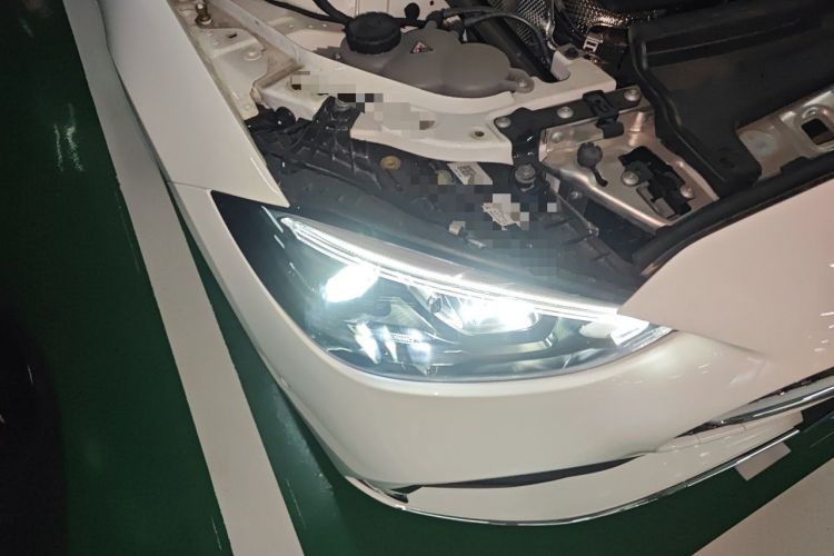 Used Mercedes-Benz C-Class 2024 Restyled C 260 L Sport Edition Right Front Headlight