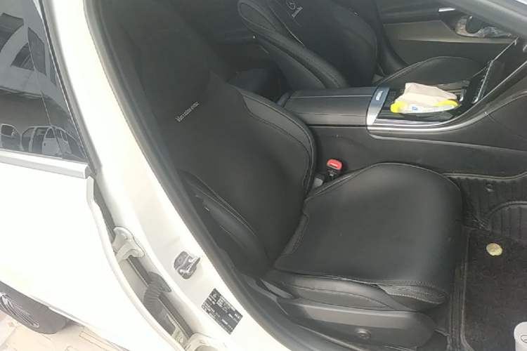 Used Mercedes-Benz C-Class 2024 Restyled C 260 L Sport Edition Right Front Seat
