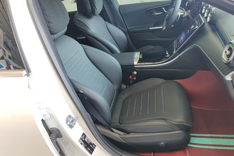 Used Mercedes-Benz C-Class 2024 Restyled C-Class 260 L Sport Edition Right Front Seat