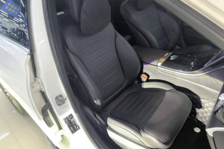 Used Mercedes-Benz C-Class 2024 Restyled C-Class 260 L Sport Edition Right Front Seat