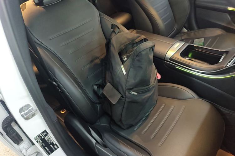 Used Mercedes-Benz C-Class 2024 Restyled C 260 L Sport Edition Right Front Seat