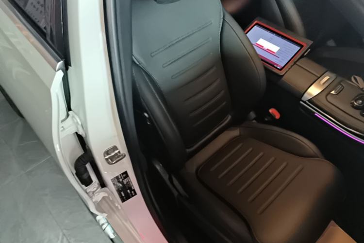 Used Mercedes-Benz C-Class 2024 Restyled C-Class 260 L Sport Edition Right Front Seat