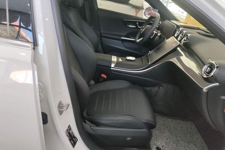 Used Mercedes-Benz C-Class 2024 Restyled C 260 L Sport Edition Right Front Seat