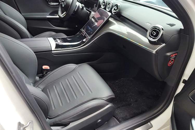 Used Mercedes-Benz C-Class 2024 Restyled C-Class 260 L Sport Edition Right Front Seat