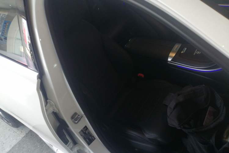 Used Mercedes-Benz C-Class 2024 Restyled C-Class 260 L Sport Edition Right Front Seat