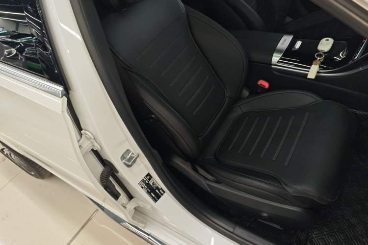 Used Mercedes-Benz C-Class 2024 C 260 L Sport Edition Right Front Seat