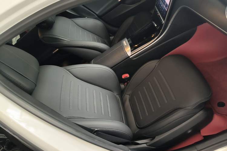 Used Mercedes-Benz C-Class 2024 C 260 L Sport Edition Right Front Seat