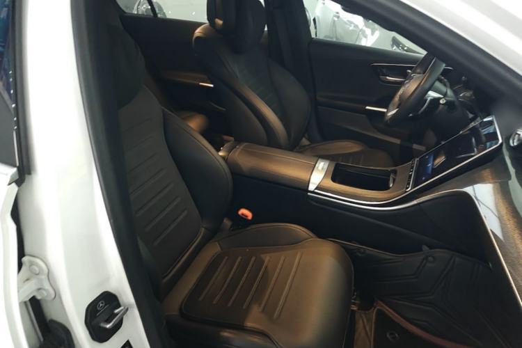 Used Mercedes-Benz C-Class 2024 Restyled C 260 L Sport Edition Right Front Seat