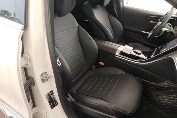 Used Mercedes-Benz C-Class 2024 Restyled C 260 L Sport Edition Right Front Seat