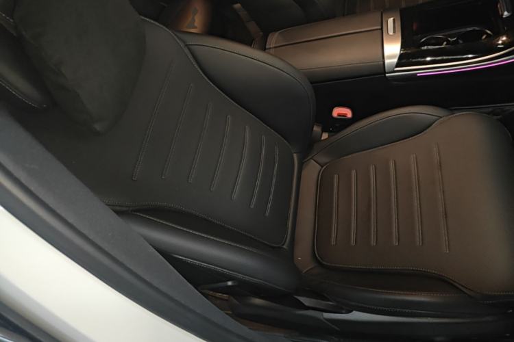 Used Mercedes-Benz C-Class 2024 Restyled C 260 L Sport Edition Right Front Seat