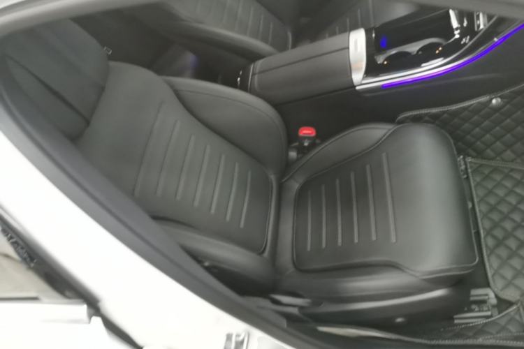 Used Mercedes-Benz C-Class 2024 Restyled C 200 L Sport Edition Right Front Seat