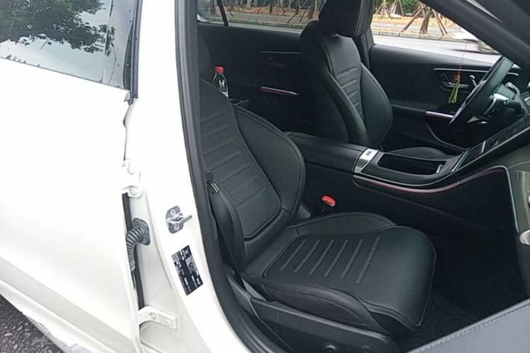 Used Mercedes-Benz C-Class 2024 Restyled C 260 L Sport Edition Right Front Seat