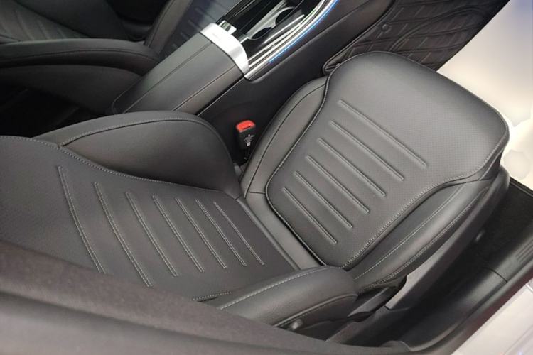 Used Mercedes-Benz C-Class 2024 Restyled C-Class 260 L Sport Edition Right Front Seat
