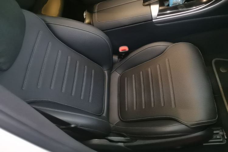 Used Mercedes-Benz C-Class 2024 Second Facelift C 260 L Sport Edition Right Front Seat
