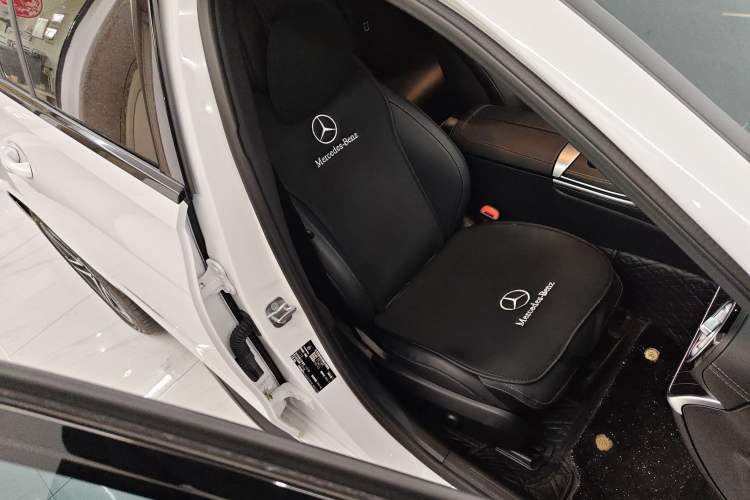 Used Mercedes-Benz C-Class 2024 C 260 L Brilliant Night Sports Edition Right Front Seat