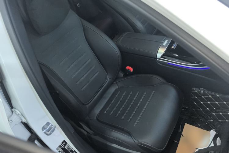 Used Mercedes-Benz C-Class 2024 Restyled C 260 L Sport Edition Right Front Seat