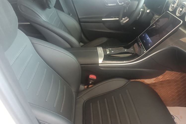 Used Mercedes-Benz C-Class 2024 Restyled C-Class 260 L Sport Edition Right Front Seat