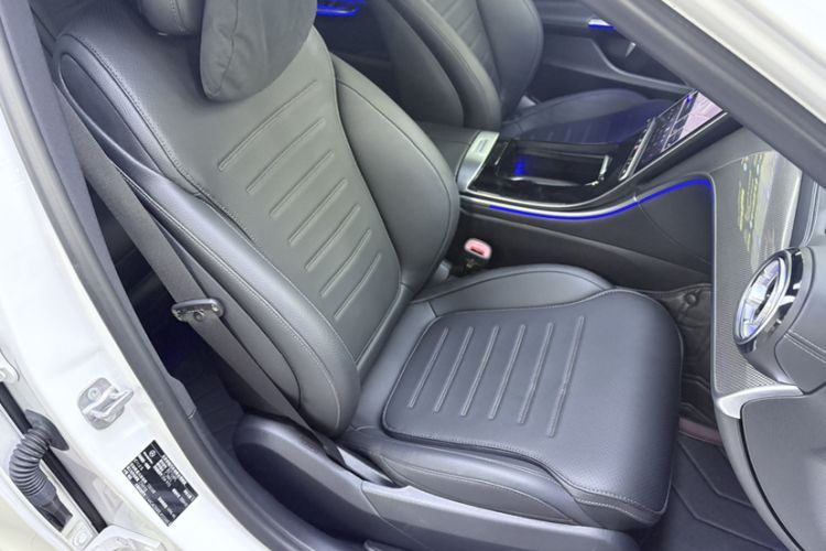 Used Mercedes-Benz C-Class 2024 Restyled C-Class 260 L Sport Edition Right Front Seat